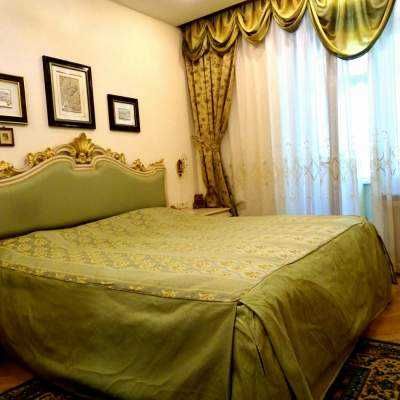 сдам большую современную 3-к. квартиру Печерск метро Арсенальная 3 мин