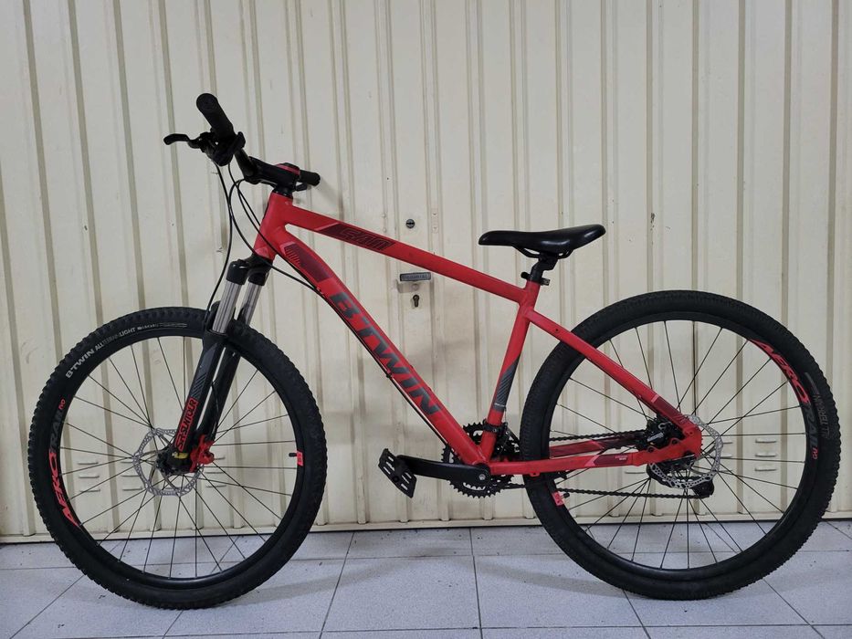 bicicleta BTT Decathlon Btwin Rockrider ST540
