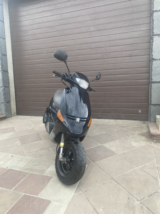 Peugeot buxy скутер