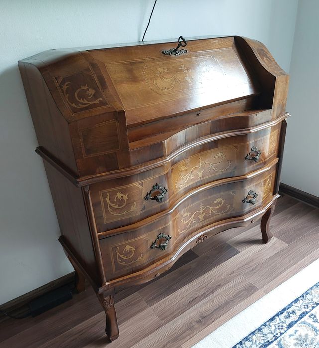 Sprzedam sekretarzyk antyk