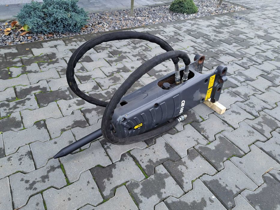 Młot hydrauliczny wyburzeniowy Case CB18s 70kg do koparki GW 12 msc