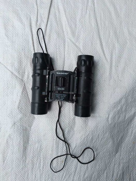 Бинокль Tasco 12х25