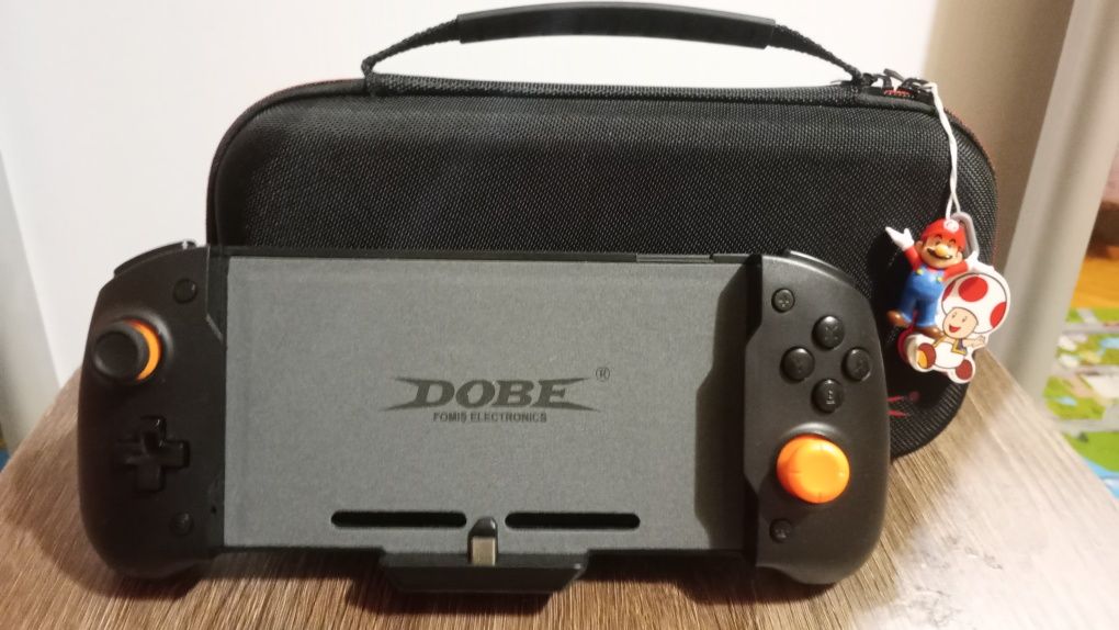 Геймпад Dobe для Nintendo Switch з кейсом