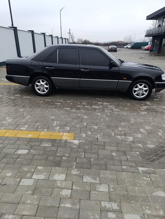 Продам автомобіль на повному ходу всі питання по тилифону