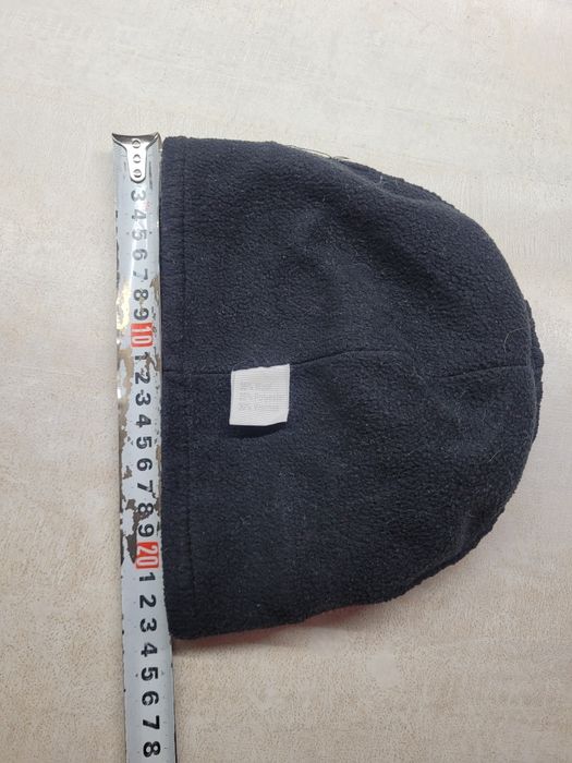 Стильна шапка на флісі з принтом дивіться всі фото в оголошенні та інш