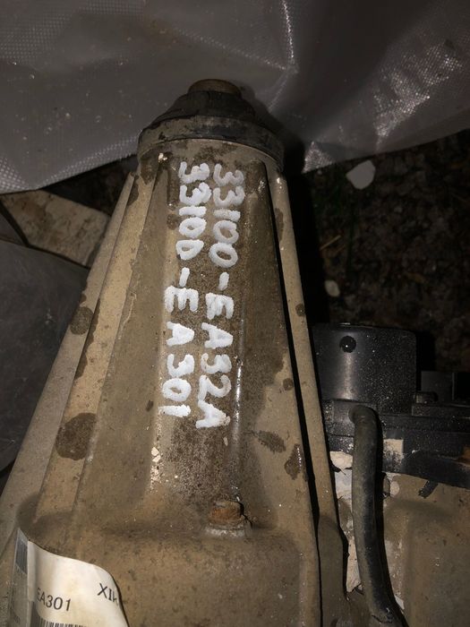 Мкпп з роздаткою Ніссан навара D40