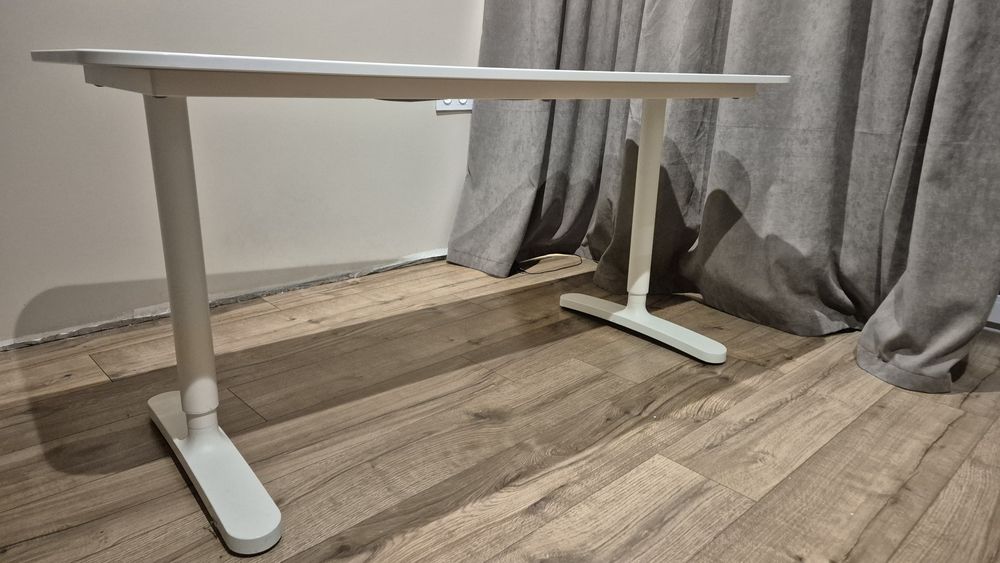 Sprzedam biurko ikea, regulacja wysokości 65-85