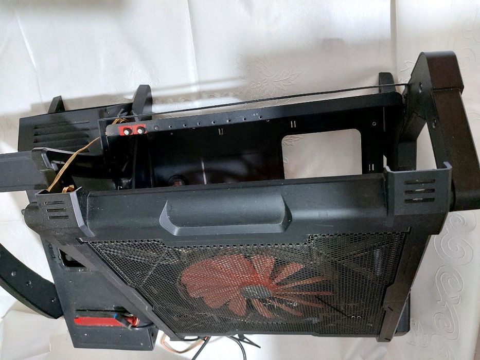 AeroCool Strike-X Air відкритий корпус