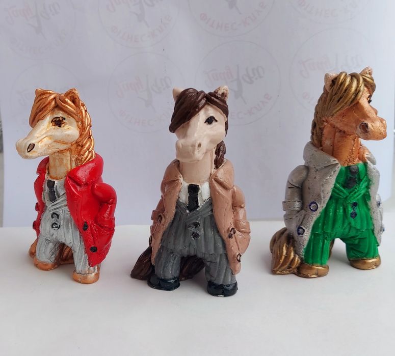 Продам різдвяні та новорічні прикраси