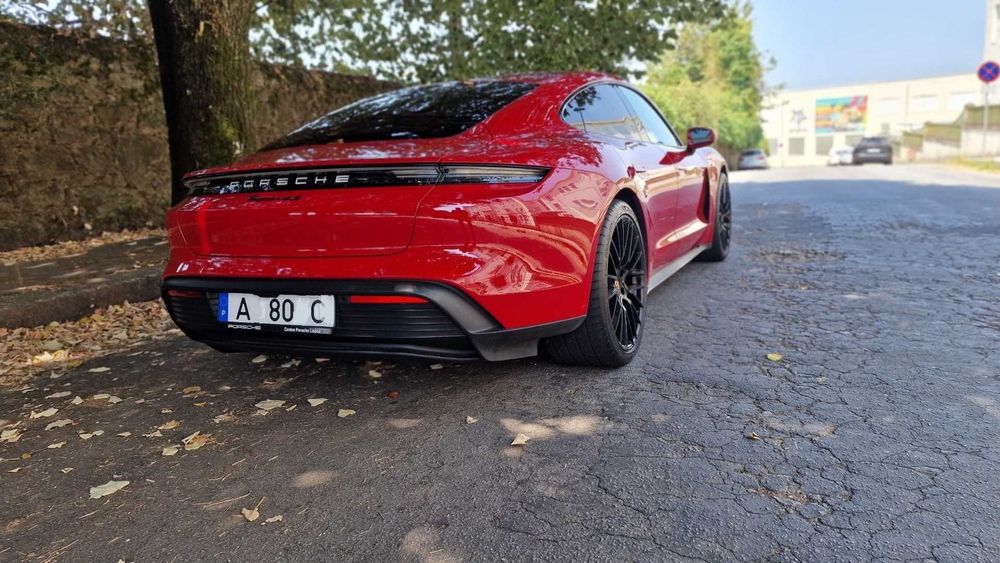 Porsche Taycan 4S - 60000 km
