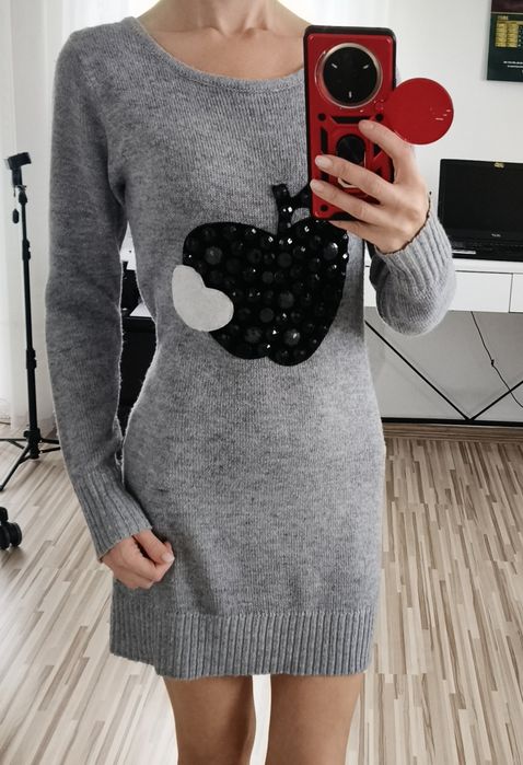 Sukienka tunika szara na zimę, z nadrukiem S