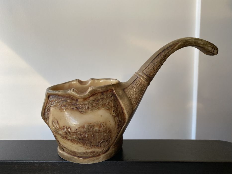 Cinzeiro em forma de Cachimbo pintado à mão