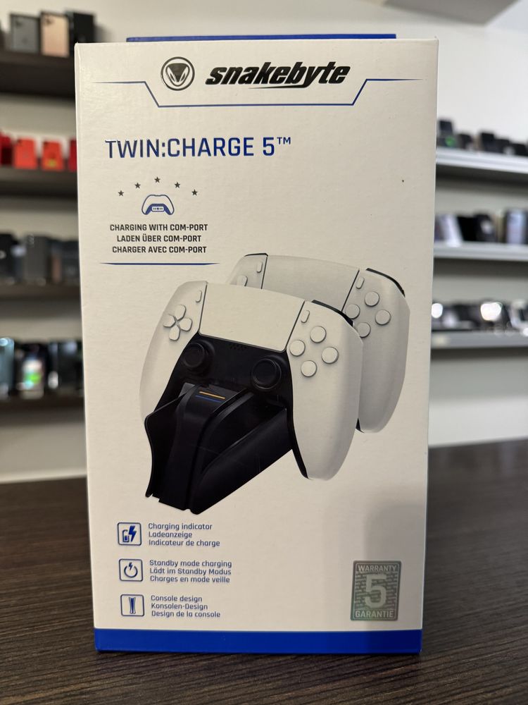 Snakebyte Podwójna ładowarka do padów PS5 Poznań Długa 14