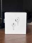 Apple air pods 4