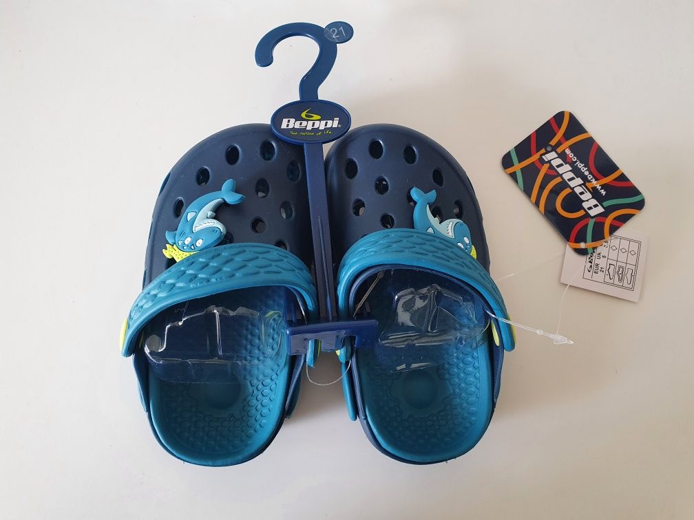 Socas/crocs beppi tam. 21 NOVAS