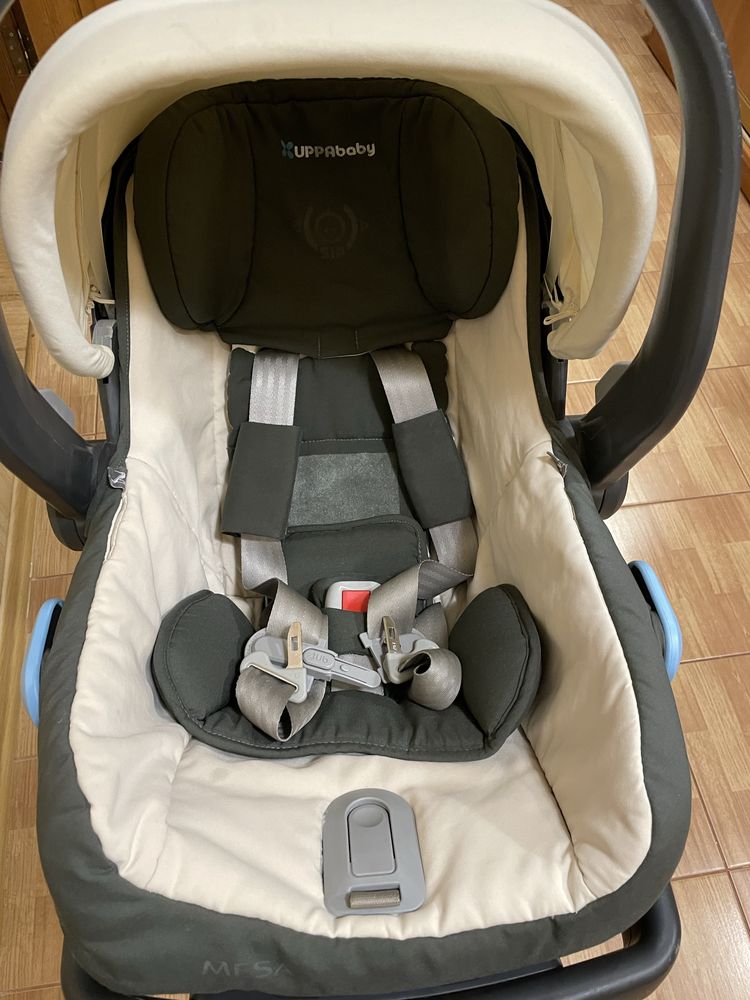 Автокрісло дитяче UPPAbaby MESA i-Size + база ISOFIX