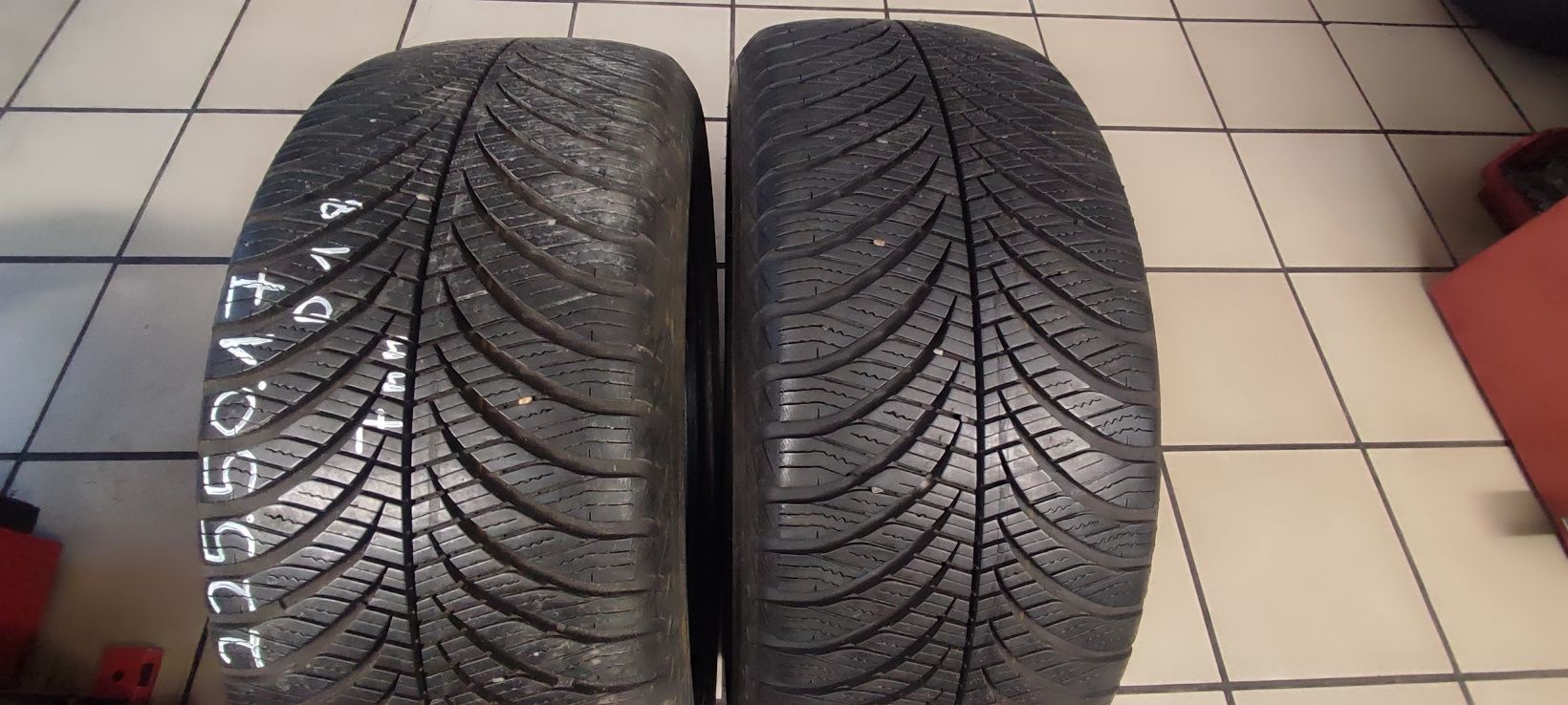 225/50r17 98V Goodyear VECTOR4SEASONS GEN-2