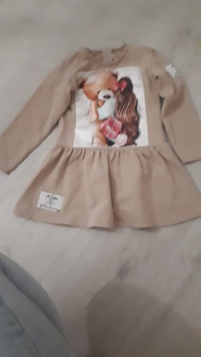 sprzedam sukienkę dla dziewczynki