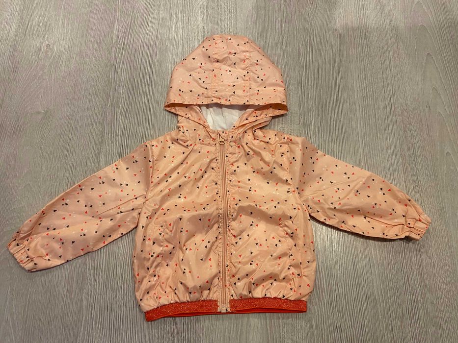 Lekka kurtka wiatrówka Kiabi, r. 86