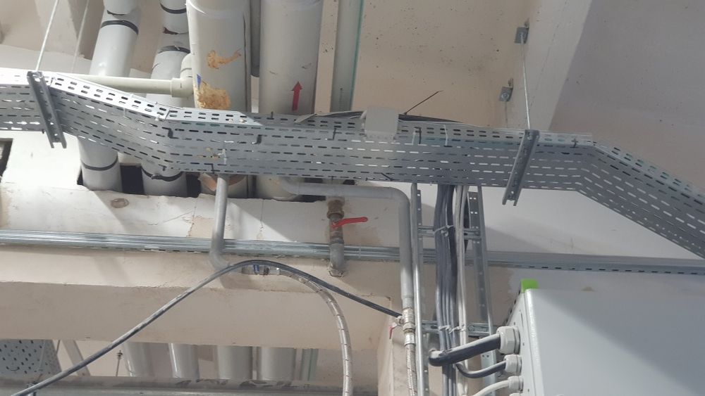 Usługi techniczne - Instalacje, modernizacje, relokacje maszyn, UDT