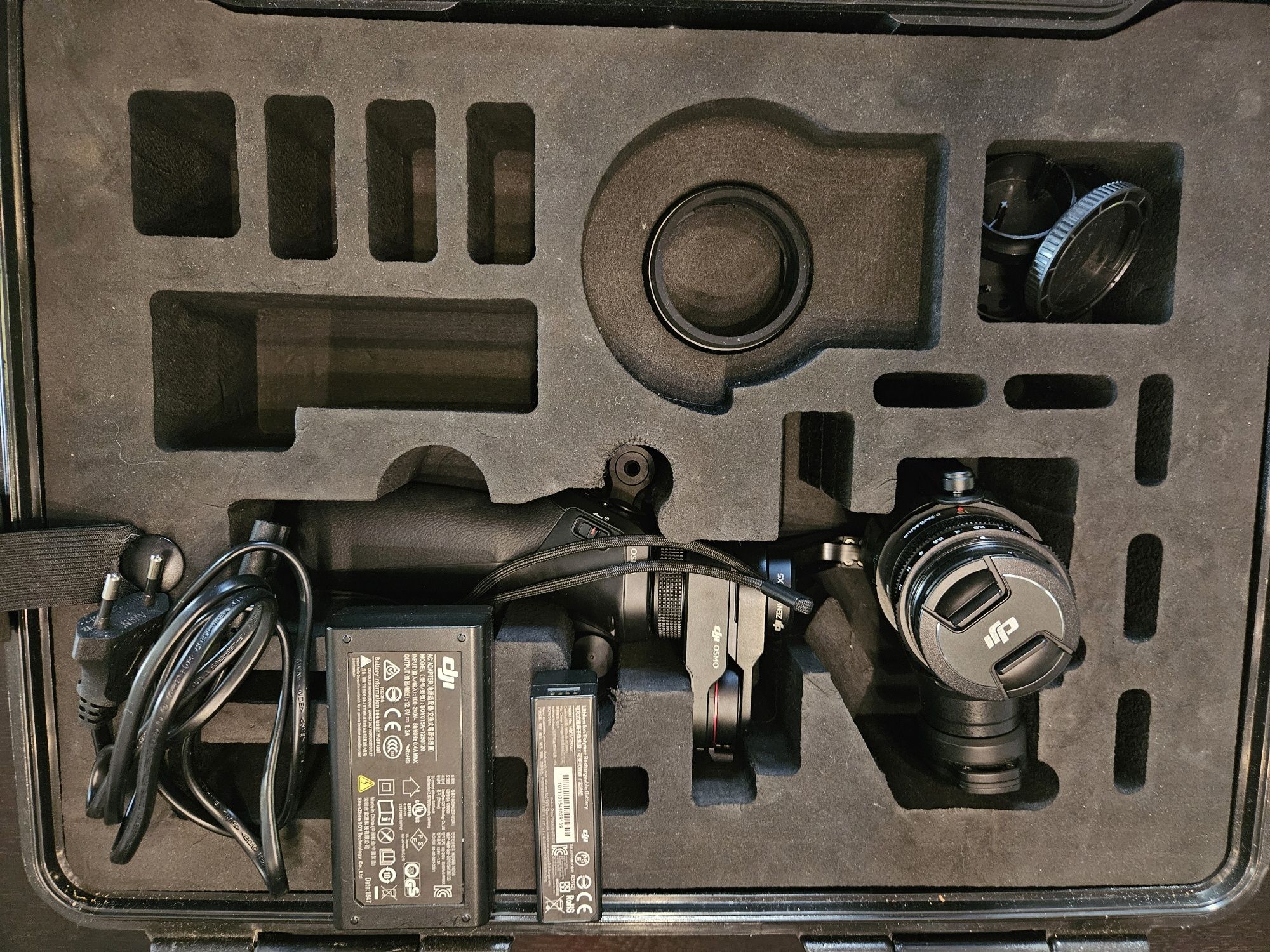 DJI Osmo z kamerą DJI ZENMUSE X5