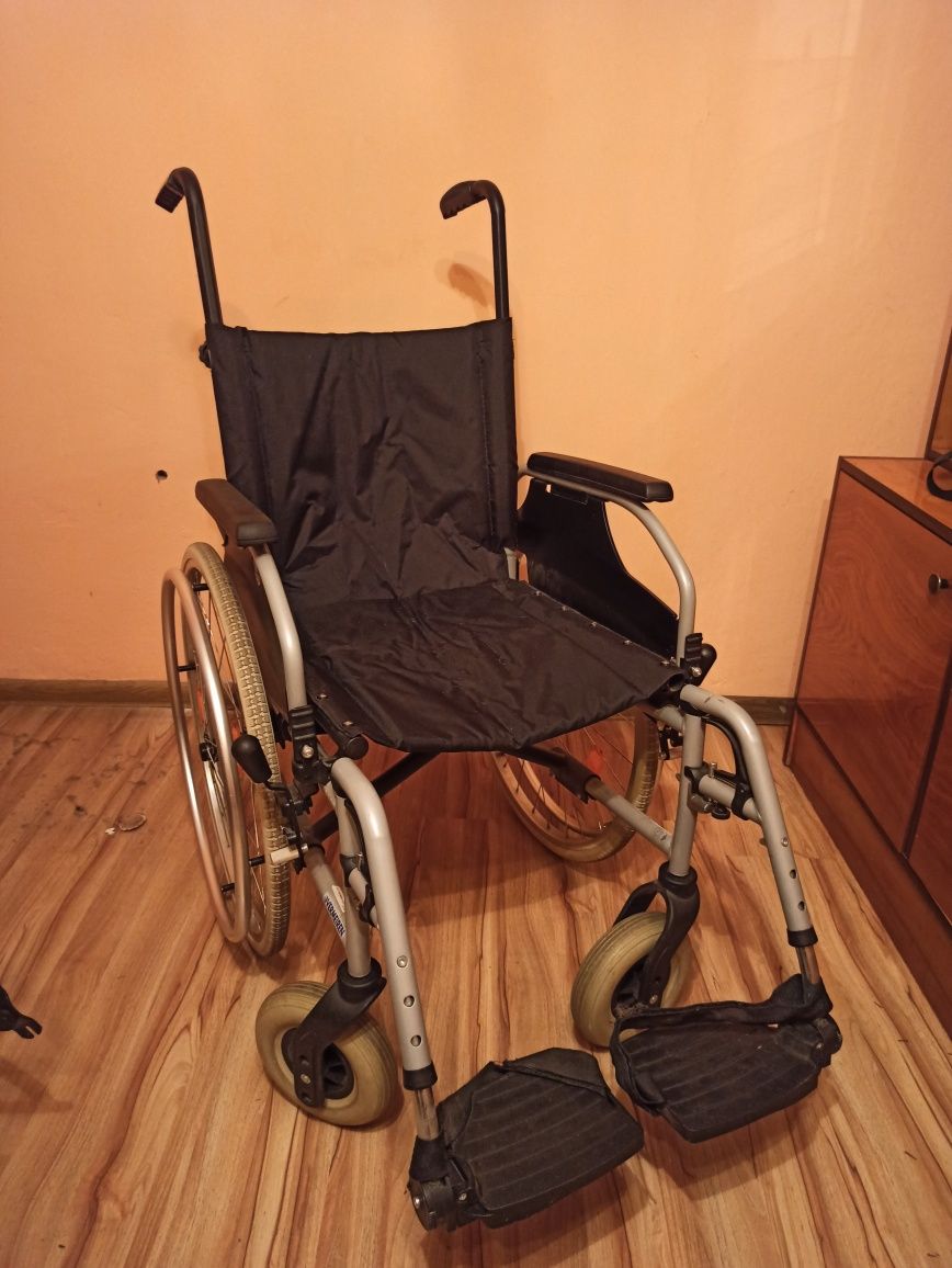 Wózek inwalidzki VERMEIREN (mało używany)