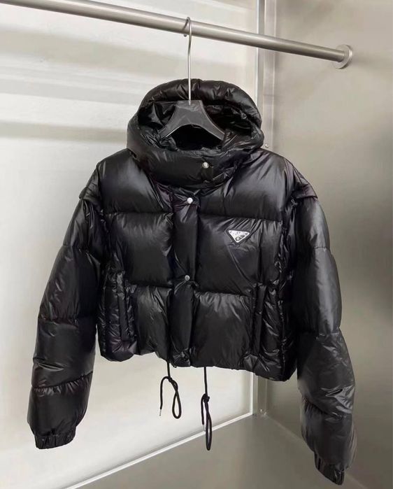 Трендовий Пуховик куртка  Прад