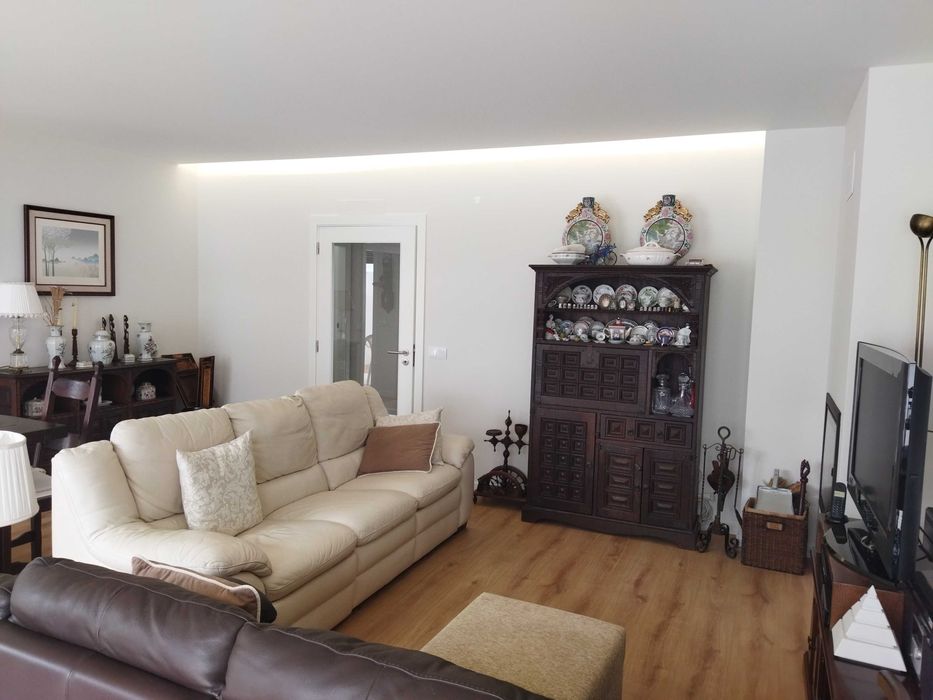 Moradia T3 com piscina