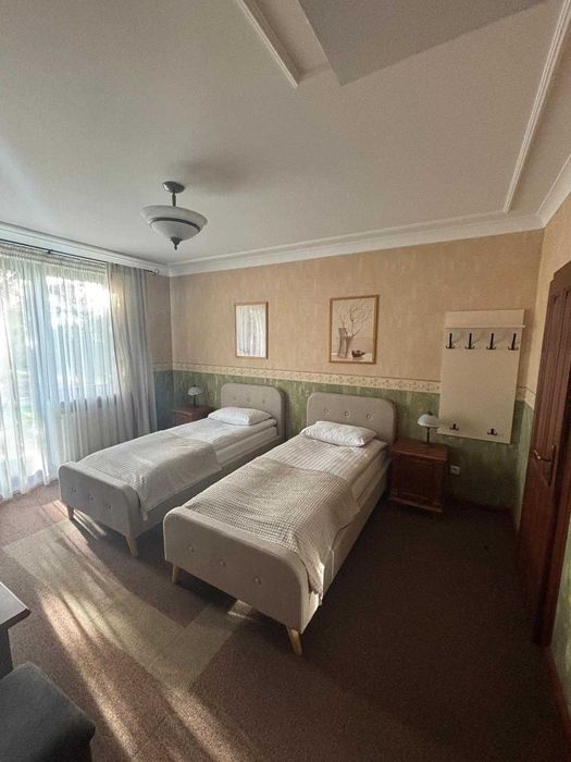 Wynajmę nowo oddane pokoje z łazienkami - dostęp do siłowni i ogrodu!