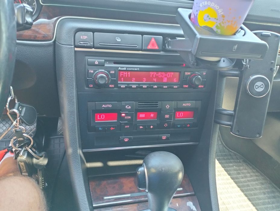 Ауді А4.автомат коробка