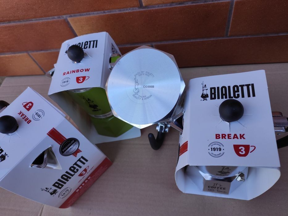 Гейзерна кавоварка Bialetti Briak Fiammetta Mokka 3 6 чашки Італія.