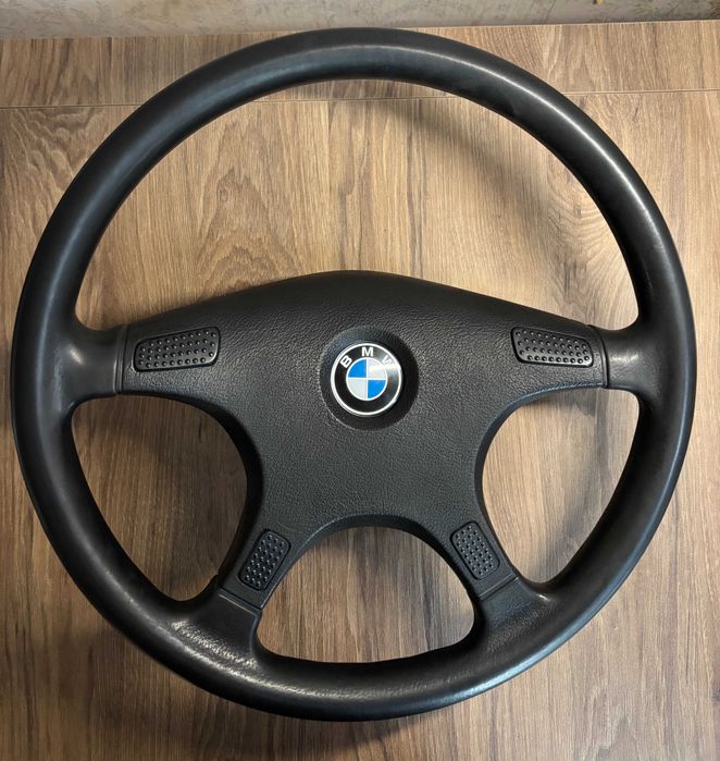 Оригінальне кермо BMW E34 520i