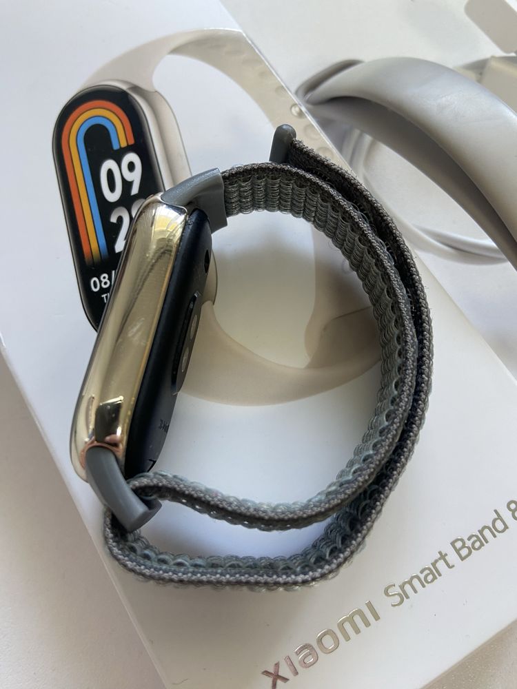 XIAOMI Smart Band 8. Mi band 8
