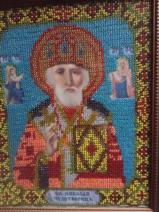 Картини, вишиті бісером