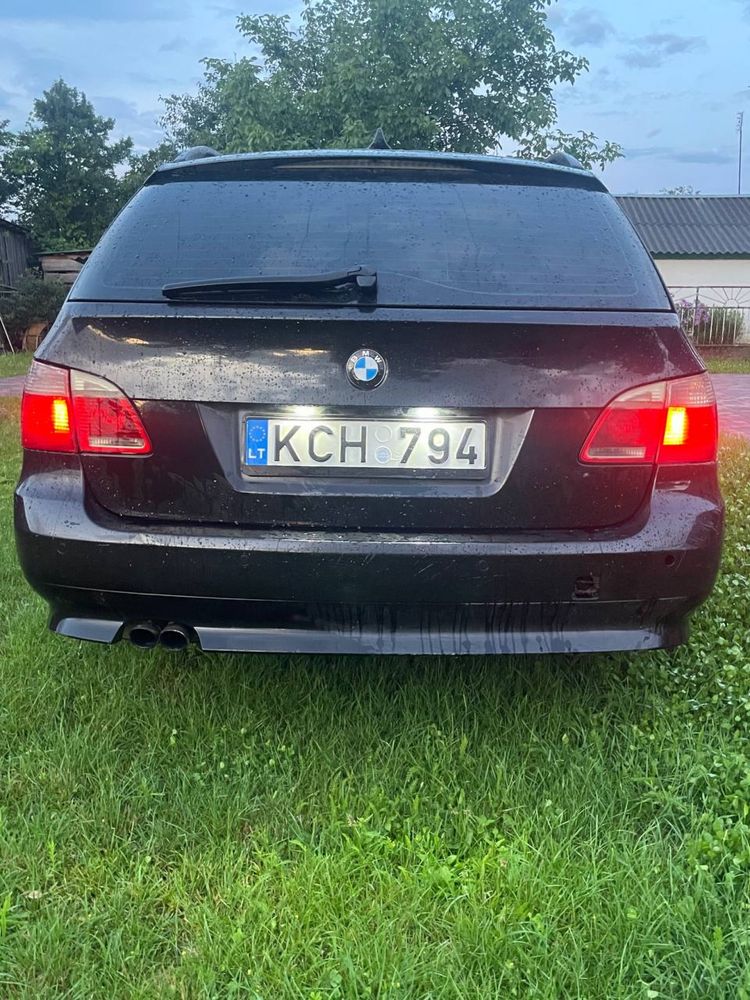 BMW E61 прадається