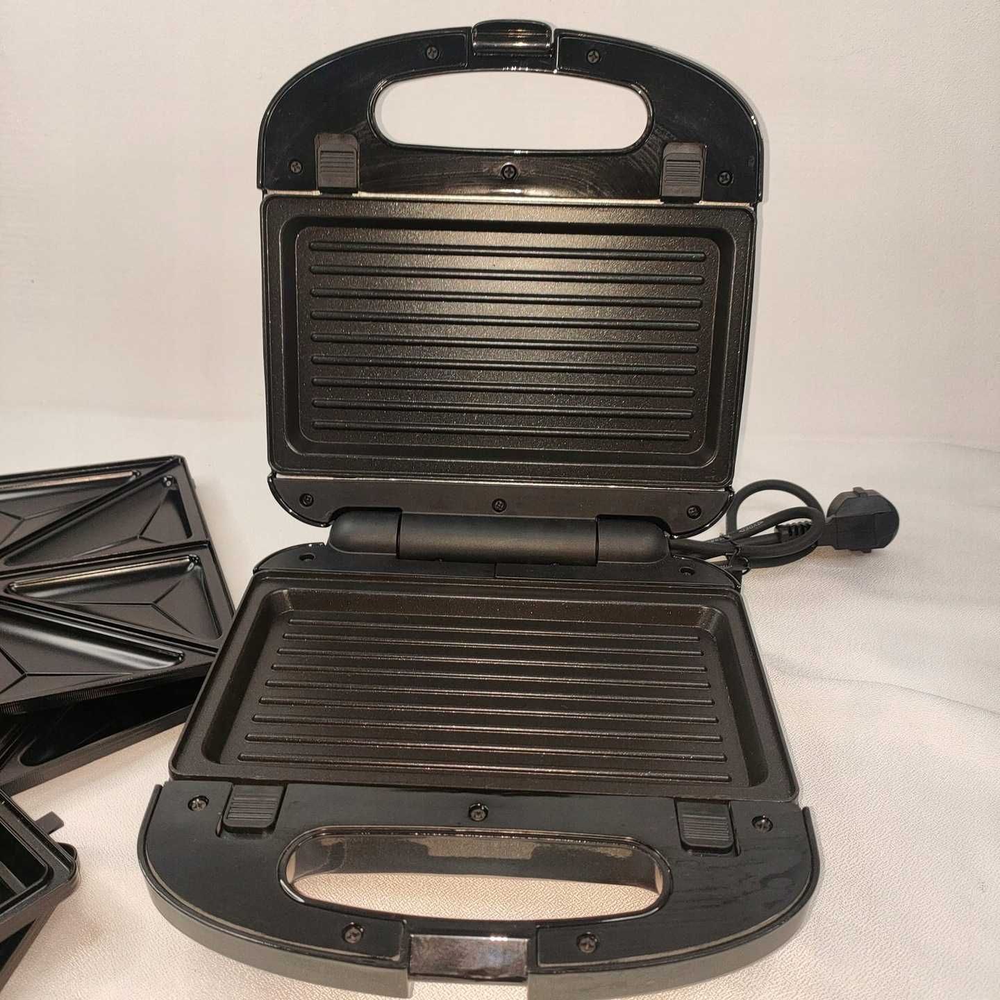 A270 Opiekacz Russell Hobbs czarny 760 W