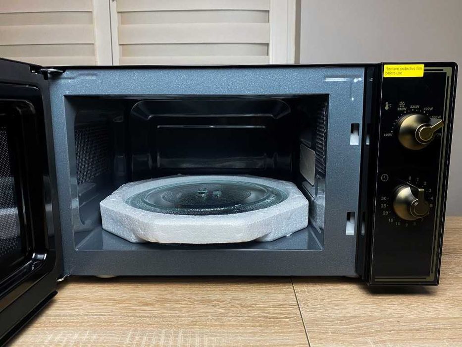 Kuchenka mikrofalowa ELECTROLUX EMM20000OK