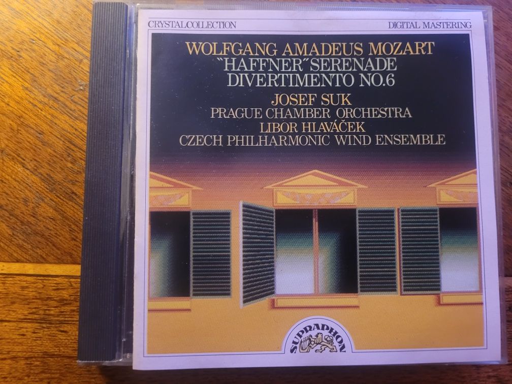 CD W.A.Mozart "Haffner" Serenade / Divertimento 1988 Supraphon