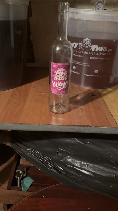 Osprzęt do wyrobi wina