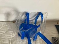 Saco de praia transparente c/ bolsa a condizer (Corte Inglês).
