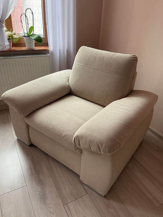 Piekny fotel jak nowy wygodny hit musthave.
