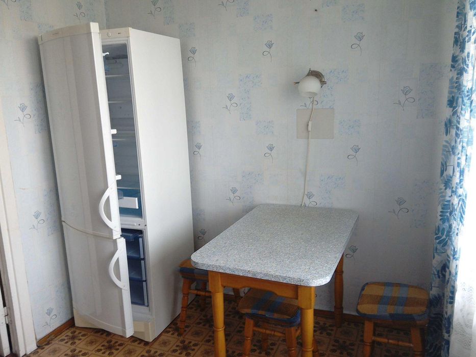 Продаж 3-х ком , кв Героів Дніпра 9 обща 80 кв.м