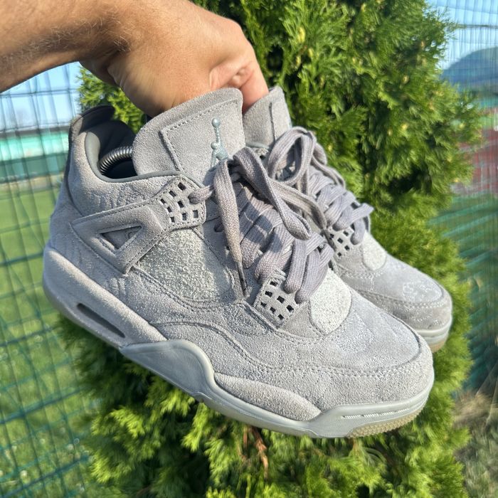 Кросівки Nike Air Jordan 4 Kaws Розмір 40
