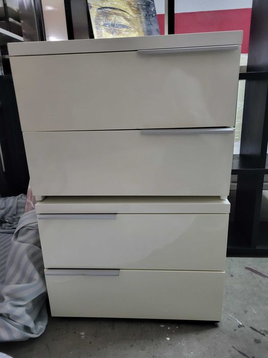 Mesinhas de cabeçeira preço por unidade