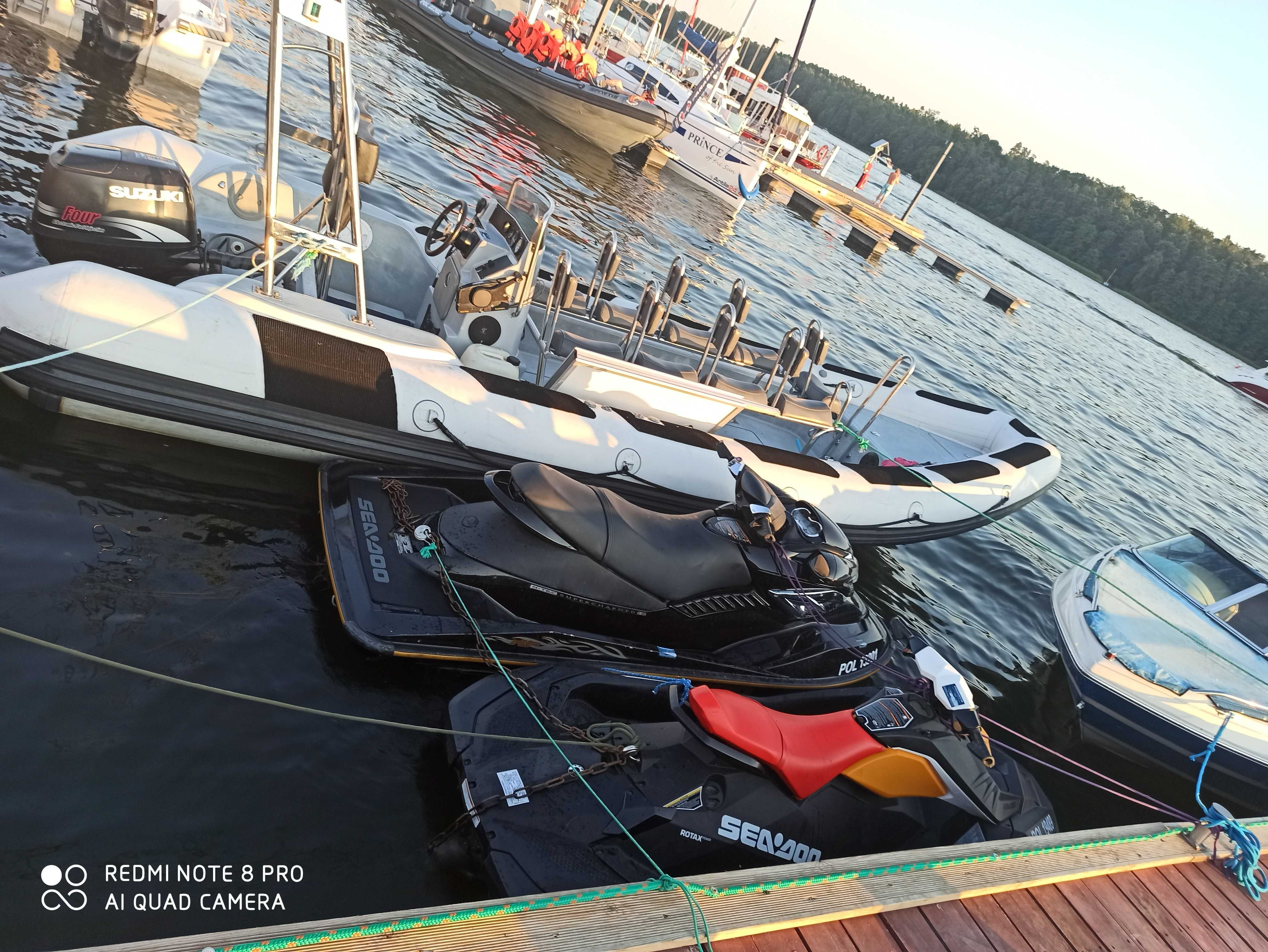 Wynajem łodzi motorowych bez patentu hauseboat i skutery wodne