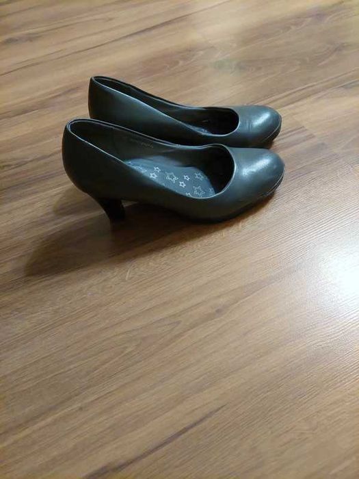 buty na obcasie Clara Barson, rozmiar 41