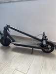 Xiaomi Mi Electric Scooter Essential Trotinete Elétrica / BOM ESTADO
