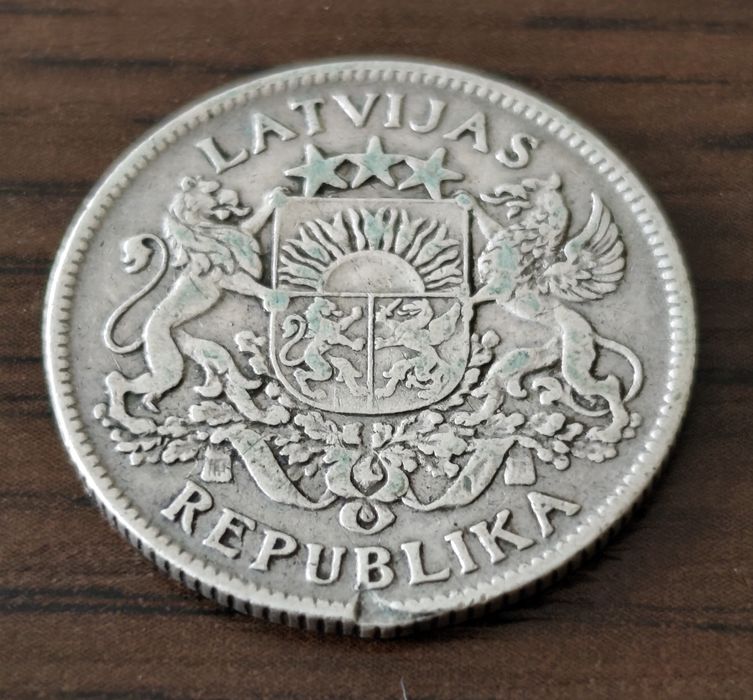 1 лат Латвии 1924г.Серебро.