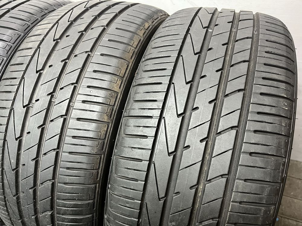235/50/19 99V Hankook S1 Evo 2 SUV AO
