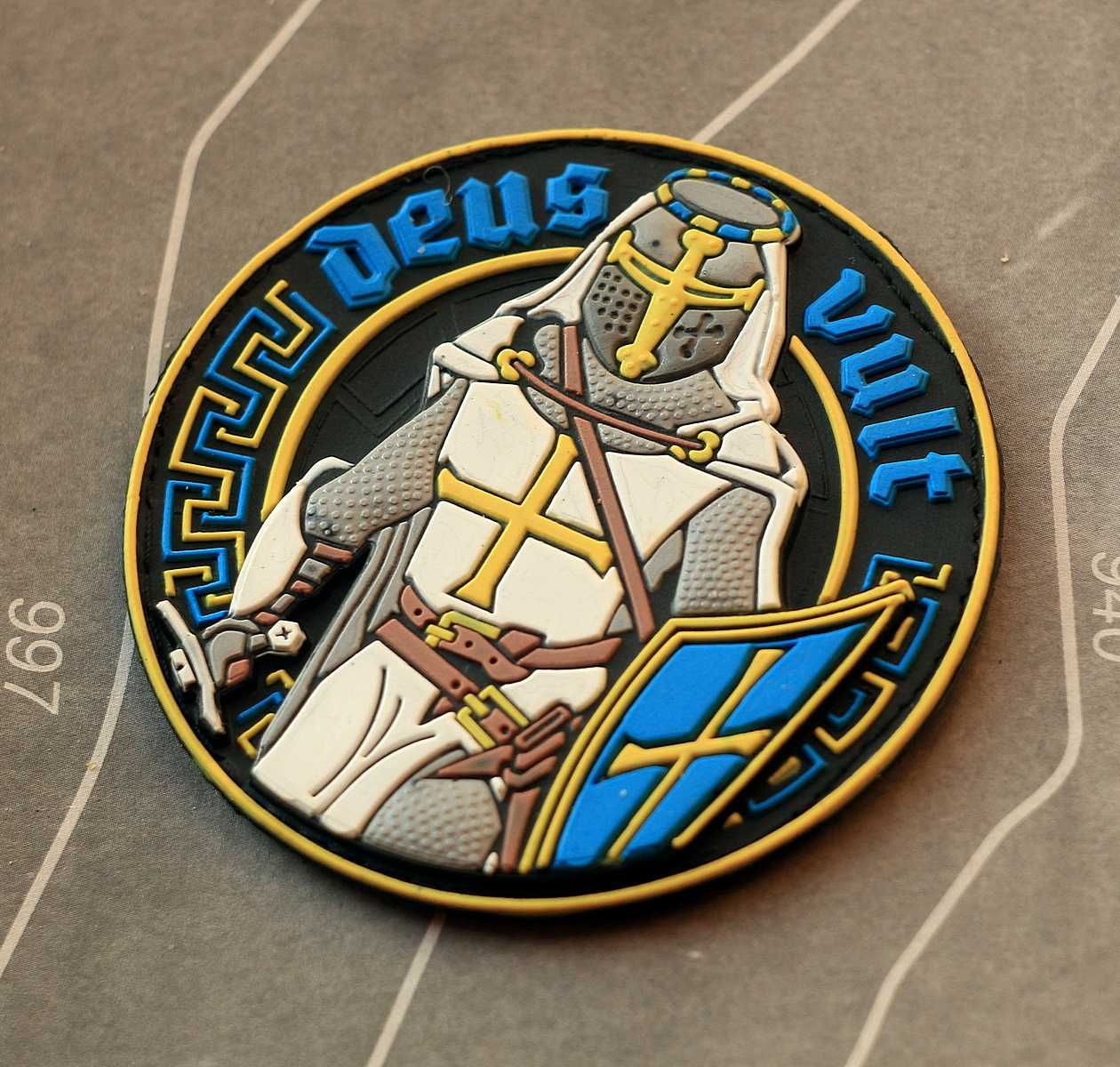 Патч шеврон ПВХ Deus Vult